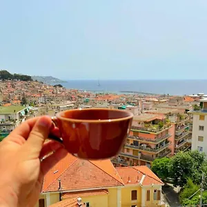 suite-de-amicis-vista-mare-e-relax.hotelitalianriviera.com/